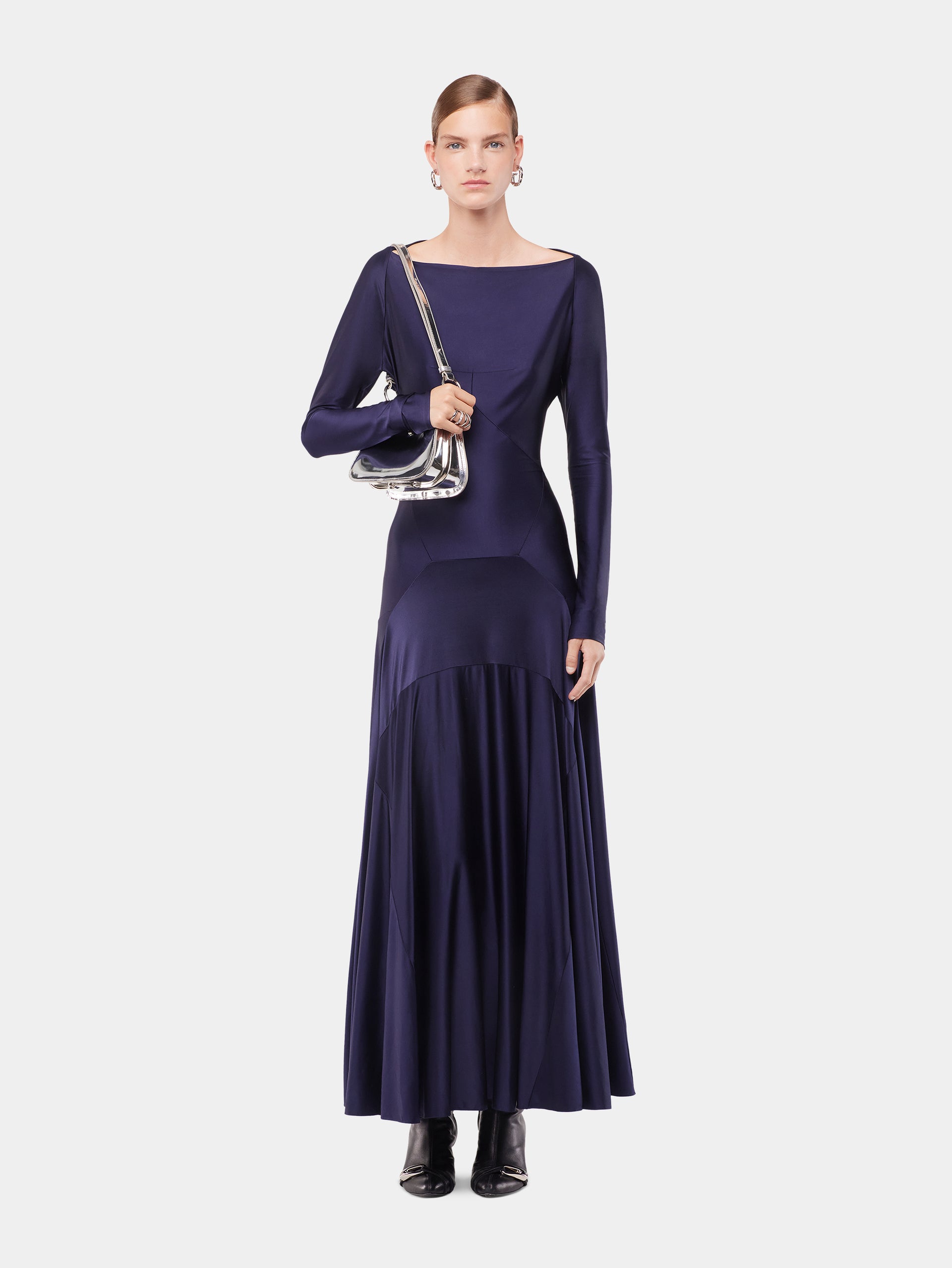 Long dress in jersey with godet details
