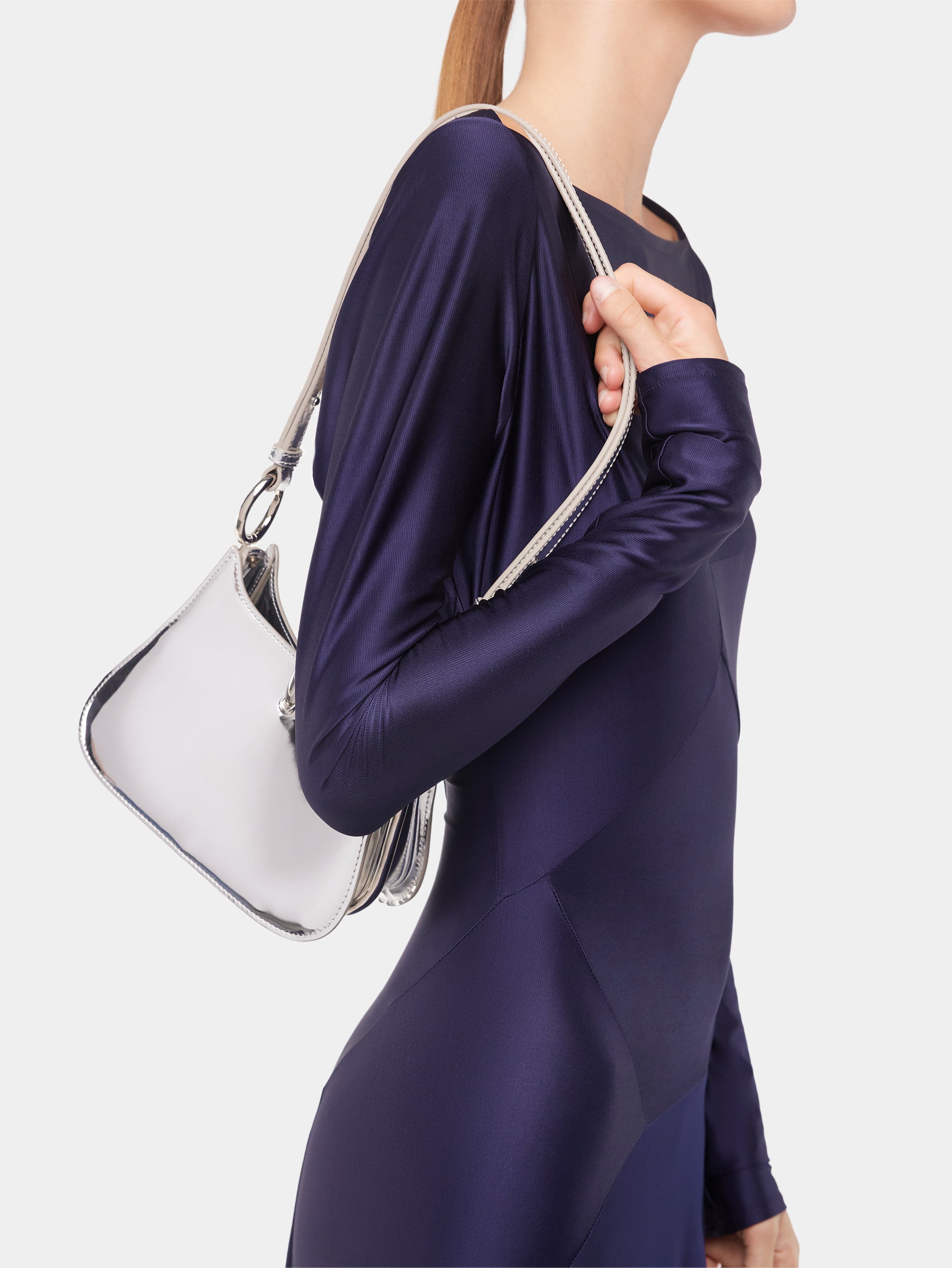 Small ring leather bag