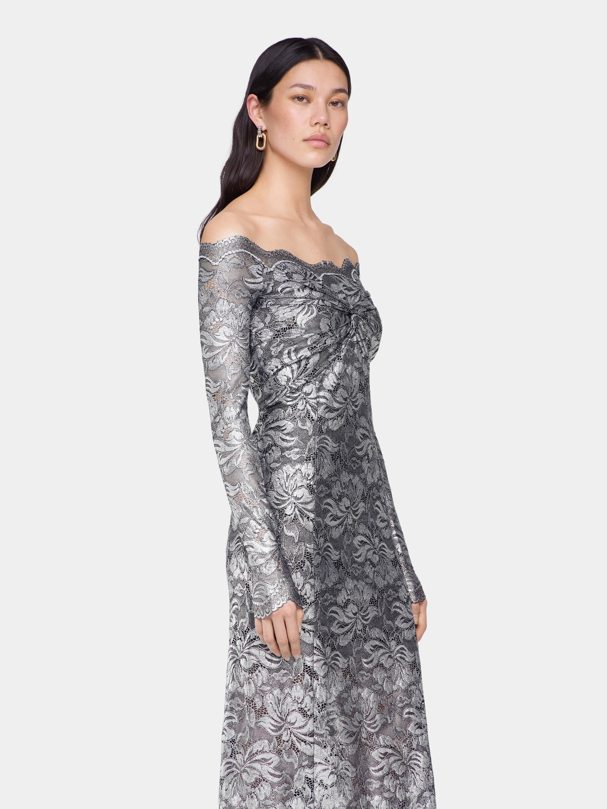 Silver long dress in lace position 3 - Image 3