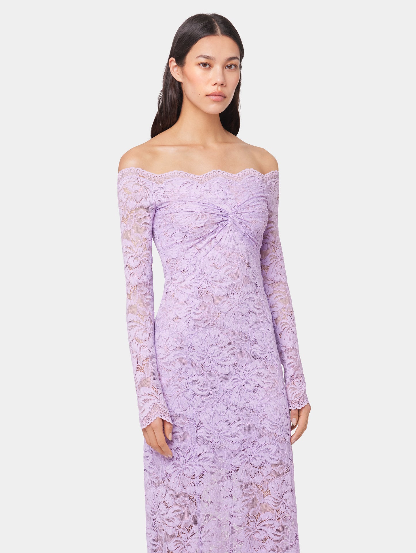 LAVENDER LONG DRESS IN LACE position 4