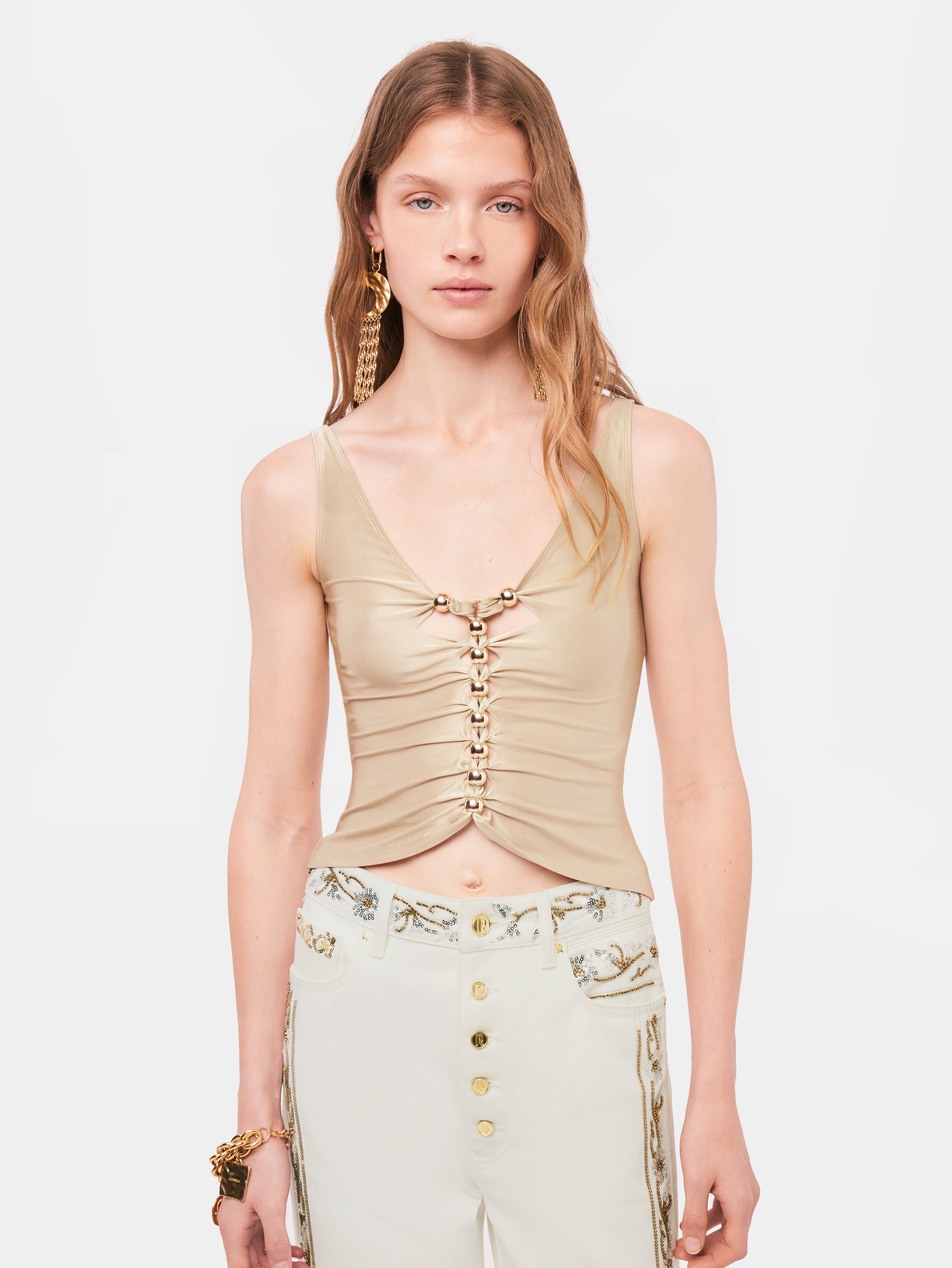 Drapped raffia colored top with metallic details