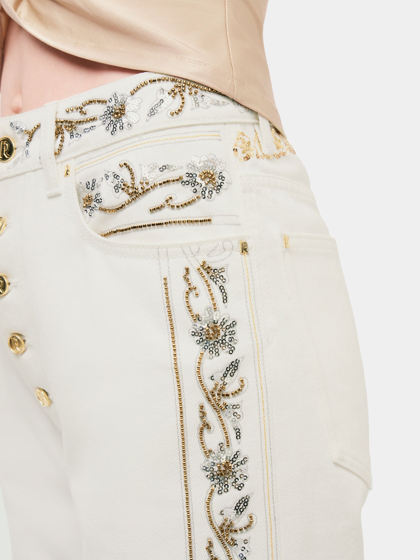 Jean brodé en denim blanc cassé