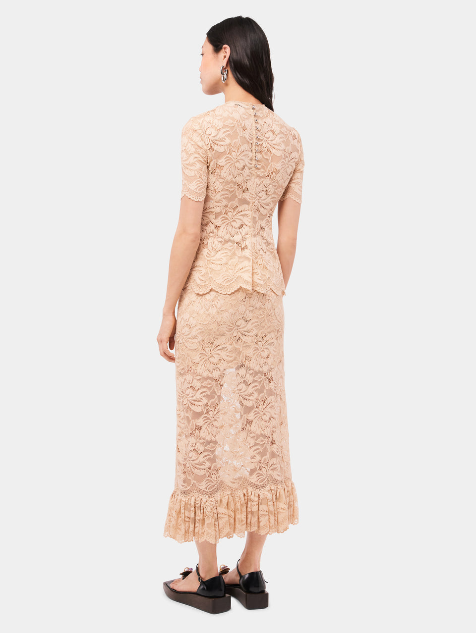 Long raffia colored skirt in lace