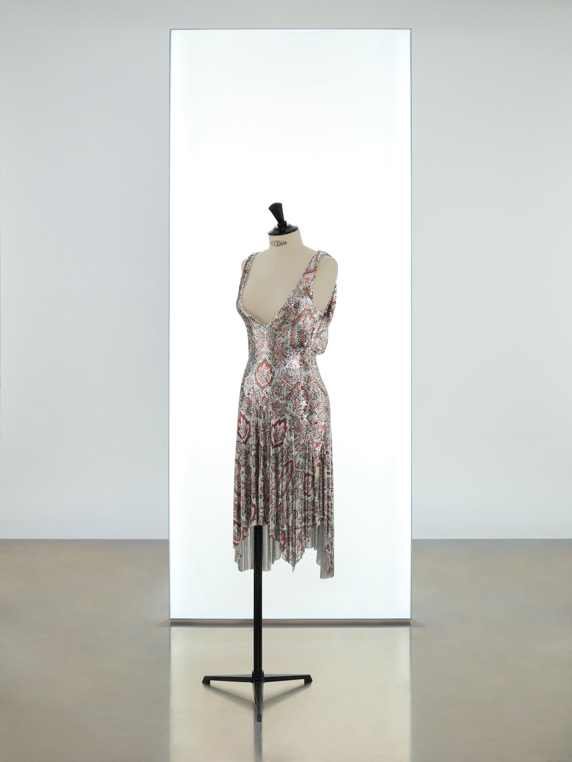 Mid length V-neck dress