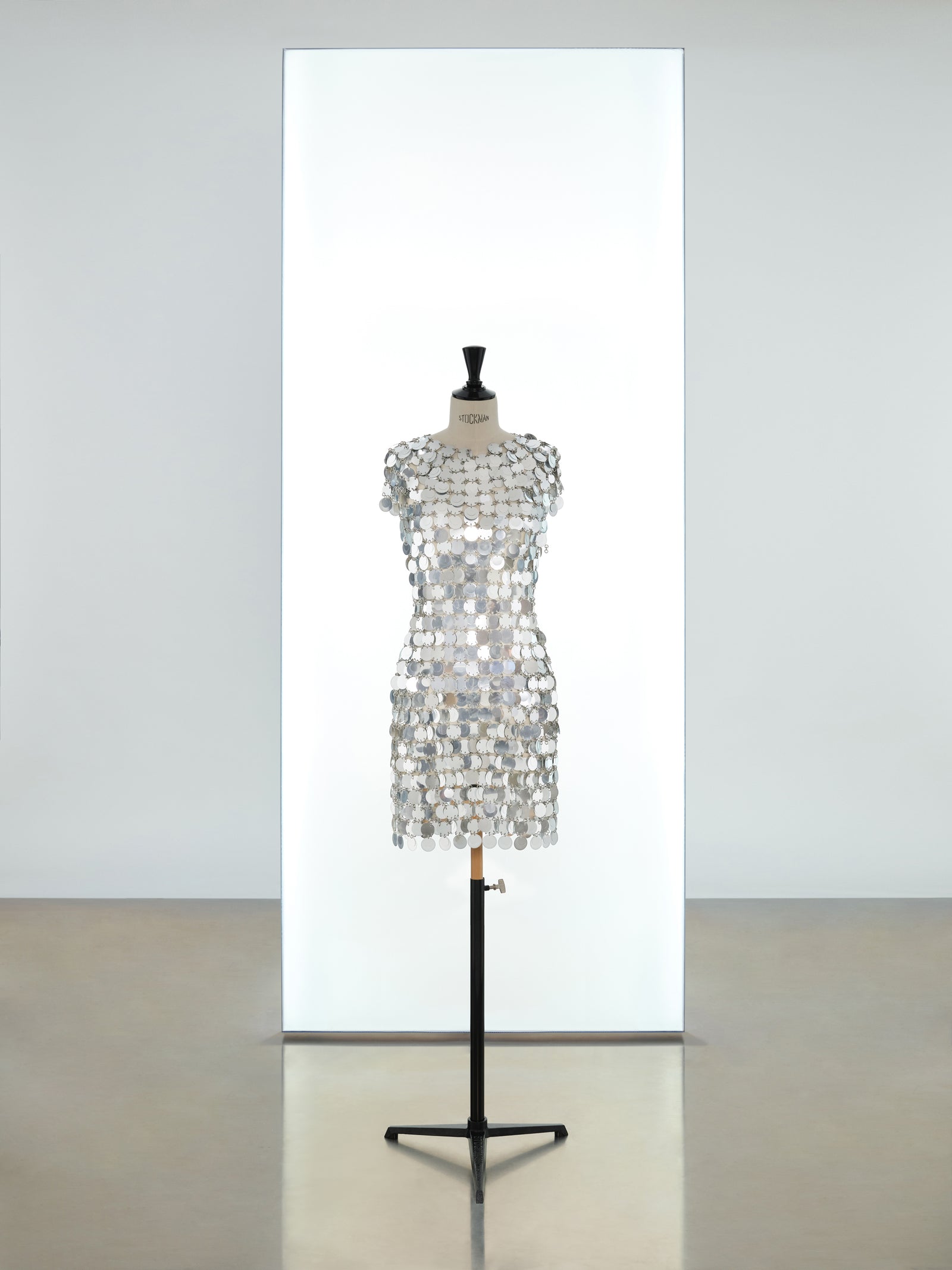 Mid-length sparkle discs iconic dress position 1 - Image 1