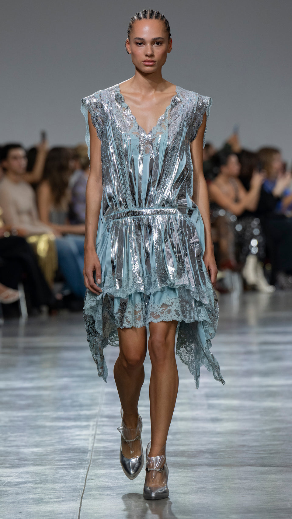 RABANNE sfilata collezione Primavera Estate 2025 85 RABANNE SS25 YANNISVLAMOS STORIES LOOK9