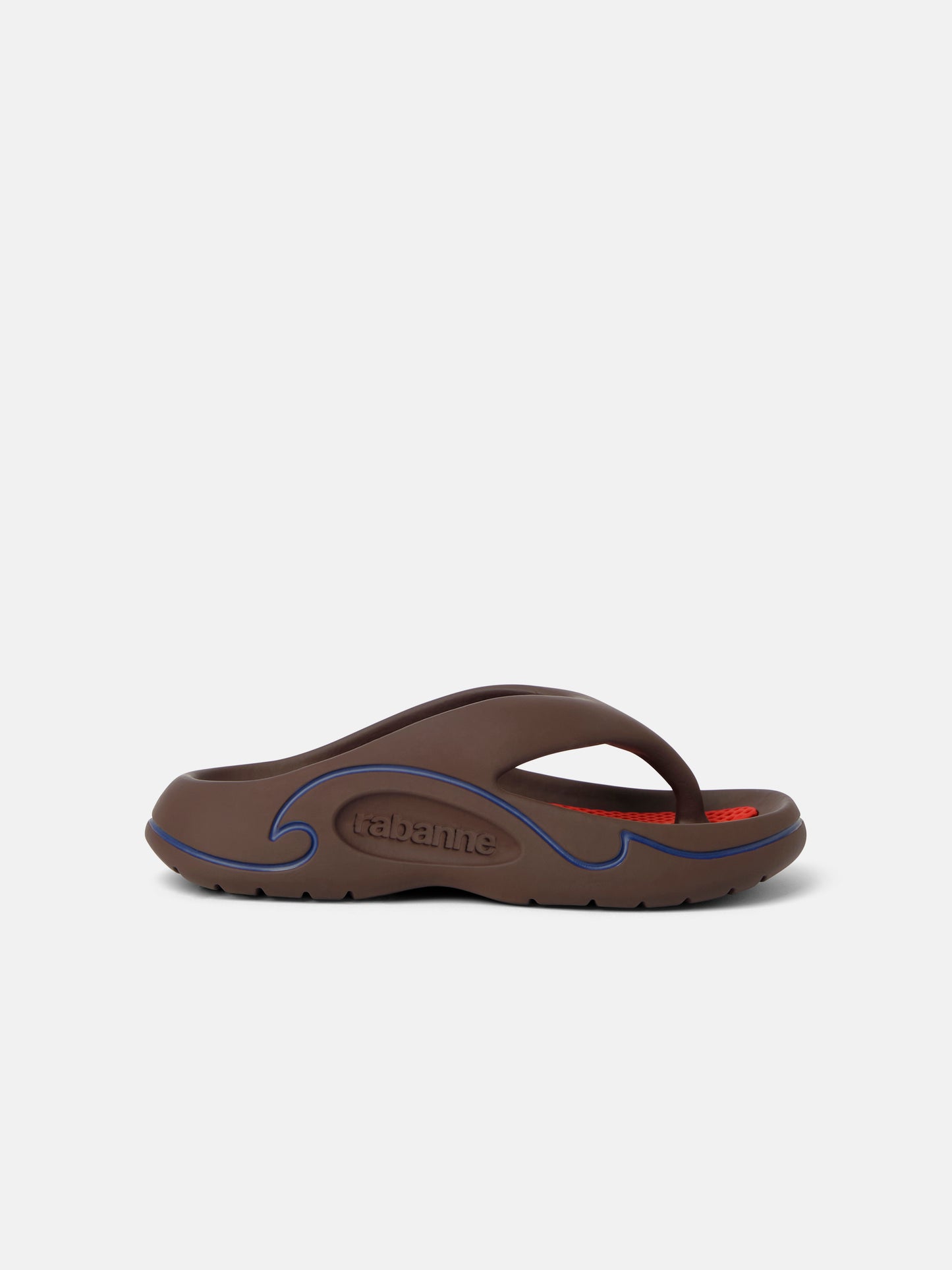 Flat sandals brown and red rubber shoes position 1