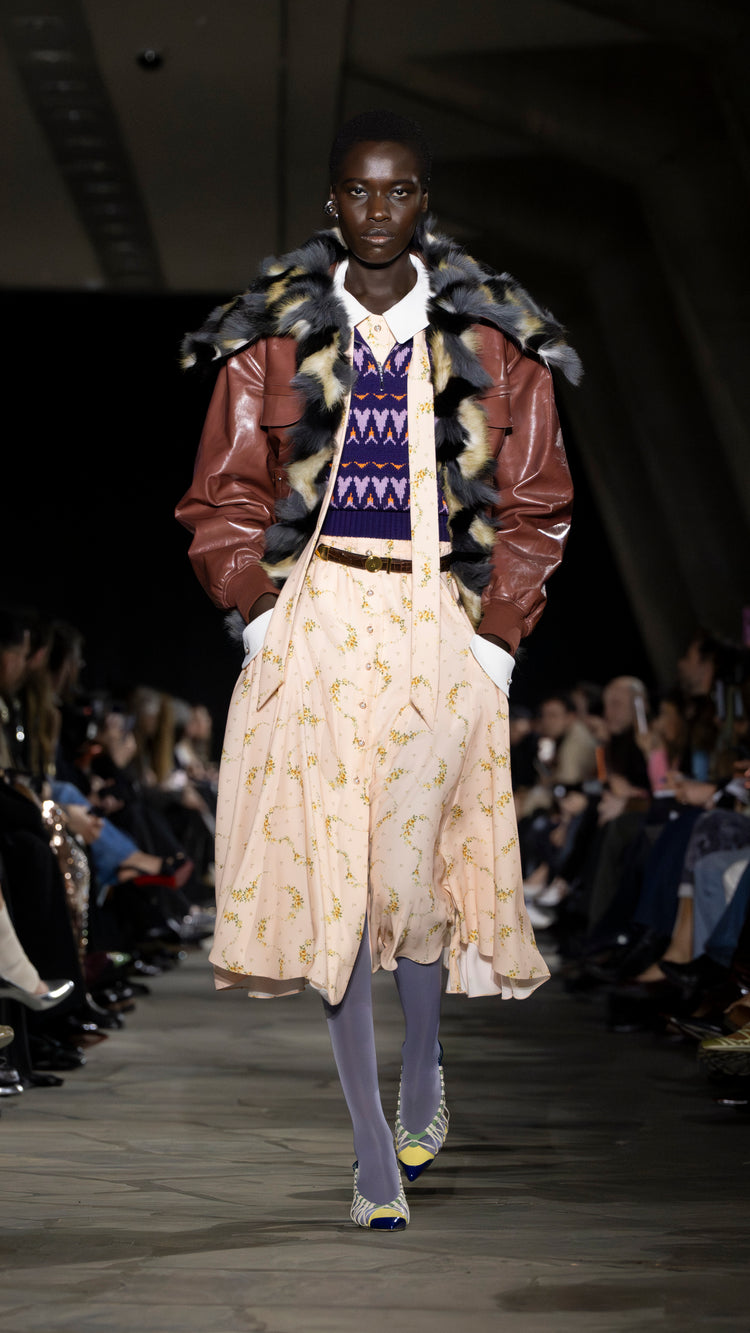 LOOK 4