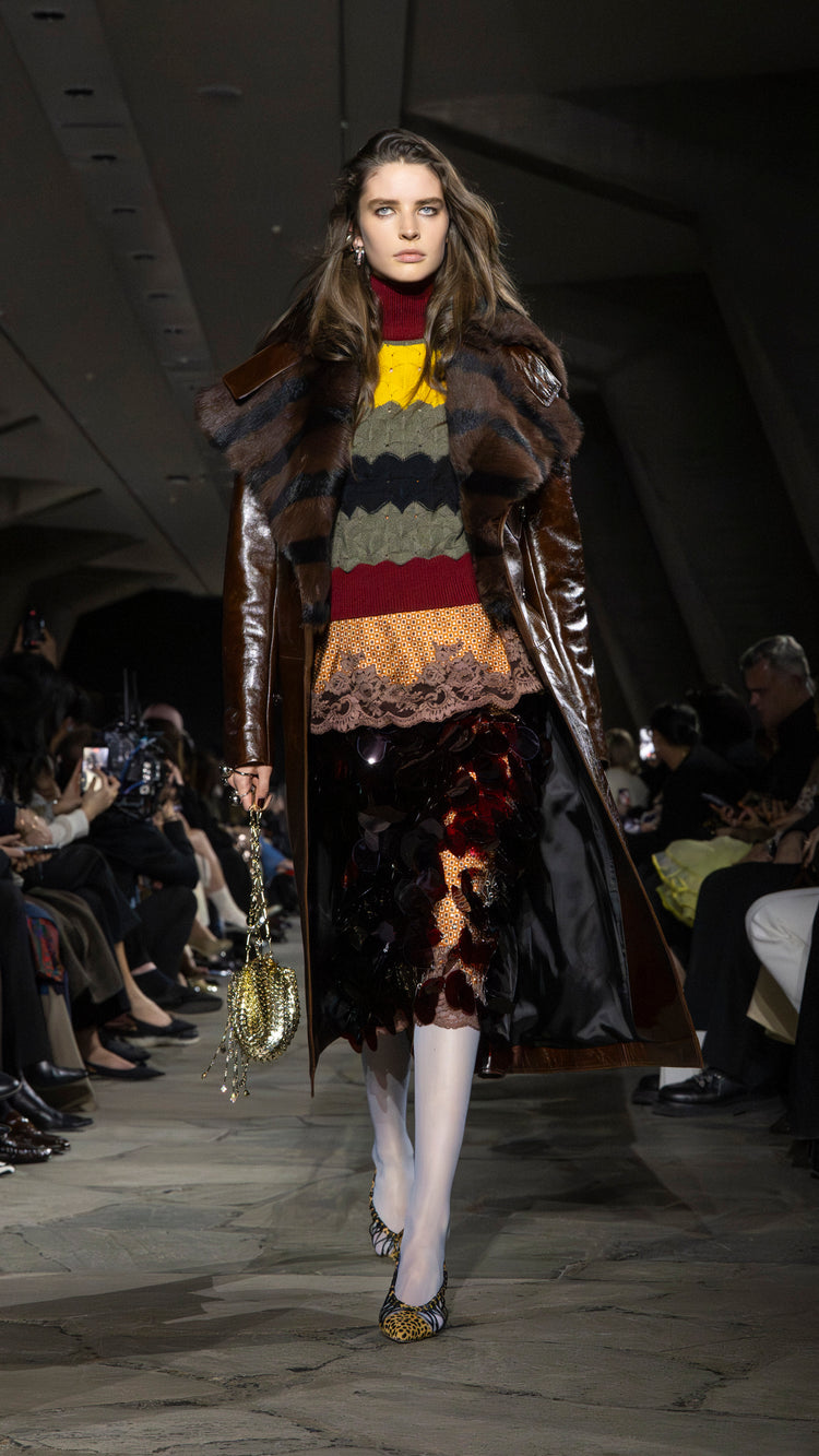LOOK 18