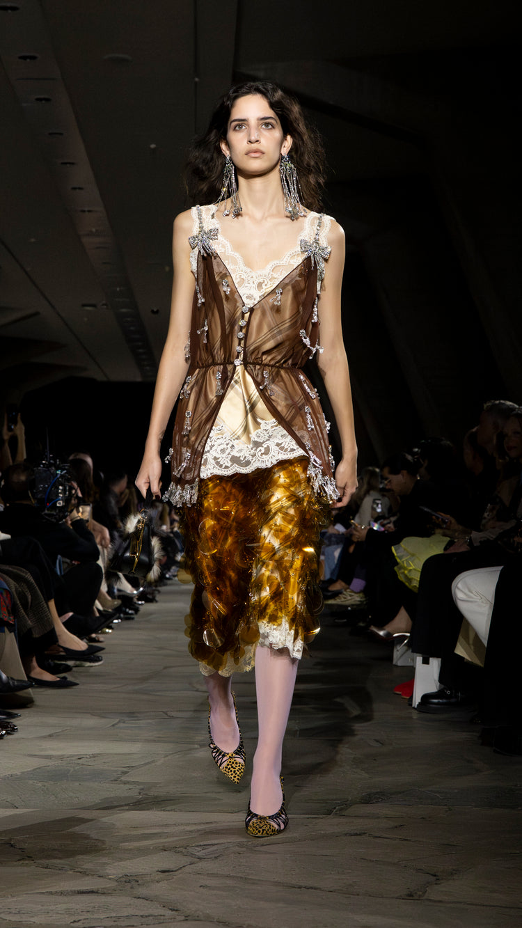 LOOK 24