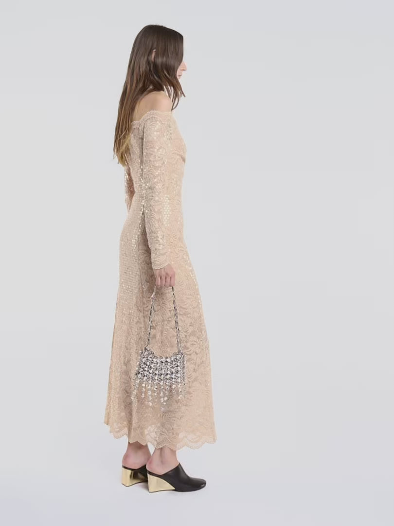 ROBE LONGUE EN DENTELLE à SEQUINS